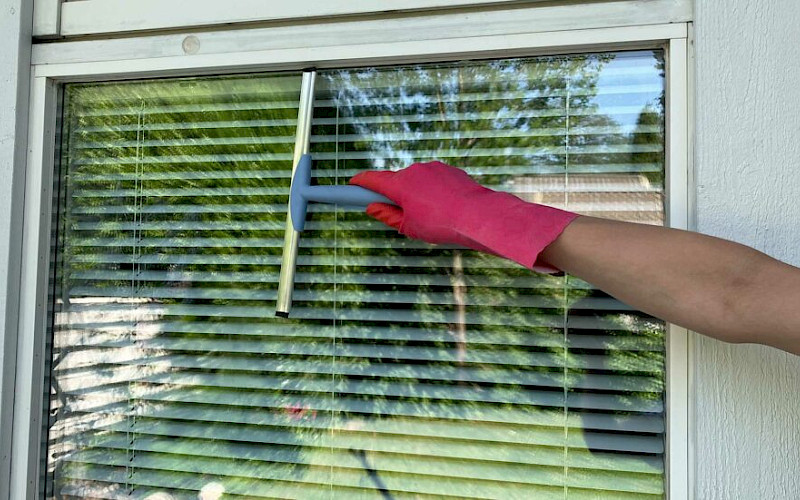 Kysely: ikkunanpesu on inhottavin siivoushomma